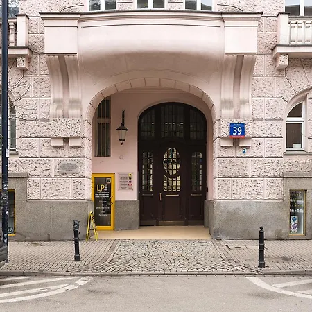 Rent Like - Hoza 39 * Warsaw