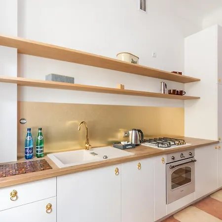 Rent Like - Hoza 39